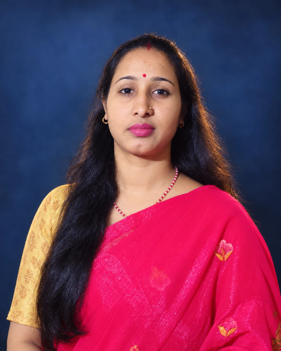 Neetu Swami, Founder and Owner of PahalGiri, in a red sari
